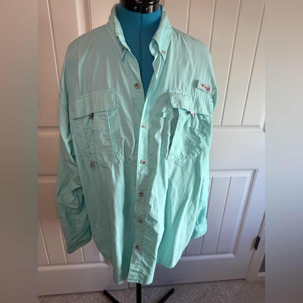 Columbia PFG Shirt Men L Blue Roll Tab Sleeves Fishing Vented EUC Omni shade